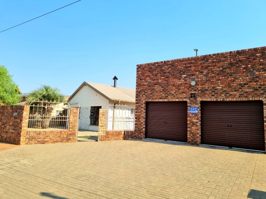 3 Bedroom Property for Sale in Hadison Park Northern Cape